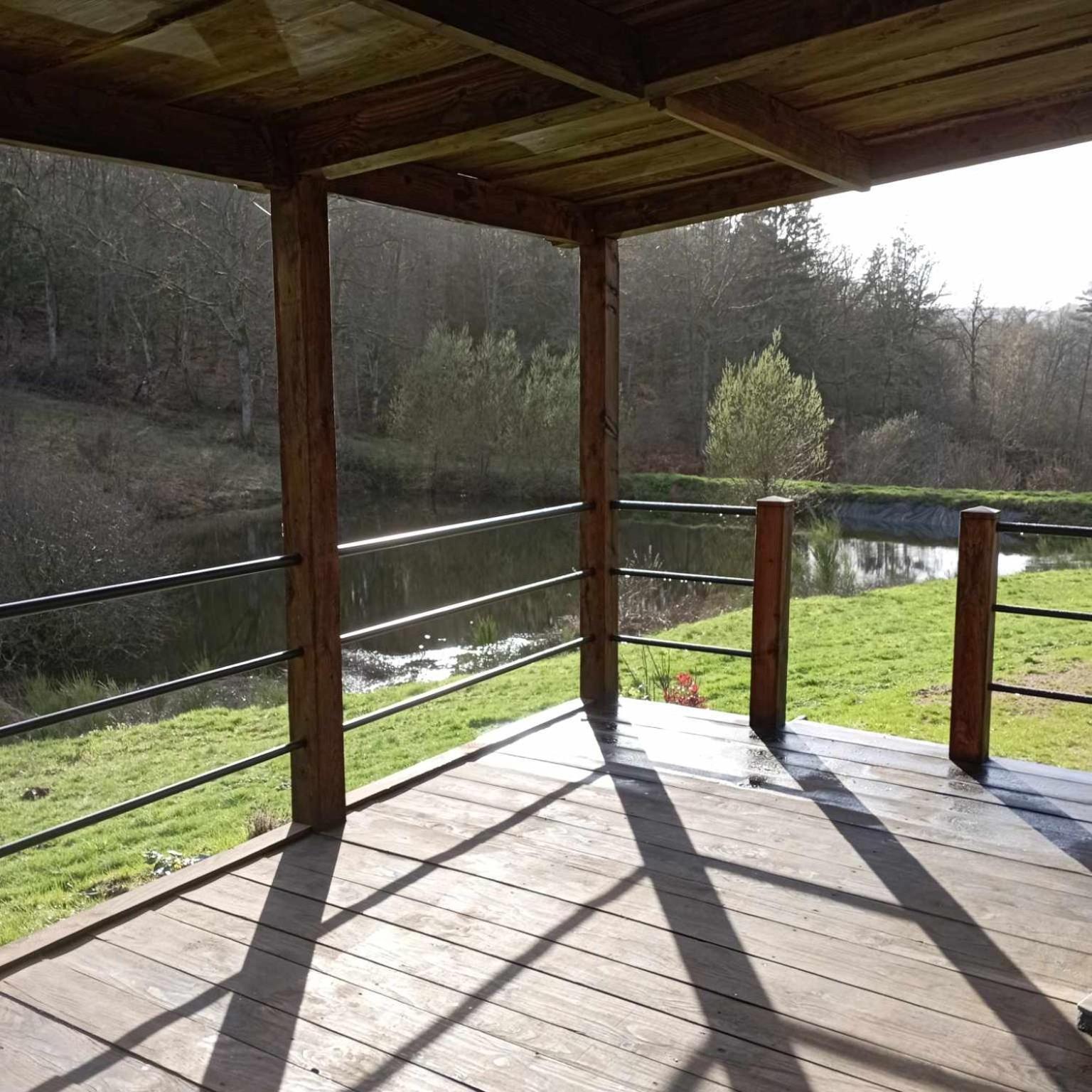A La Cabane Des Bois Dessus Tiny Gite Alligny-en-Morvan Exterior photo